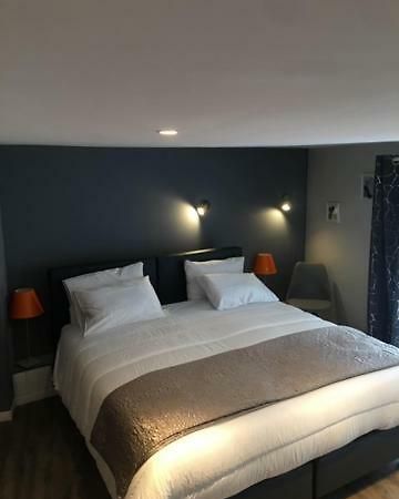 Hotel Hovi De La Mairie オーベルヴィリエ エクステリア 写真