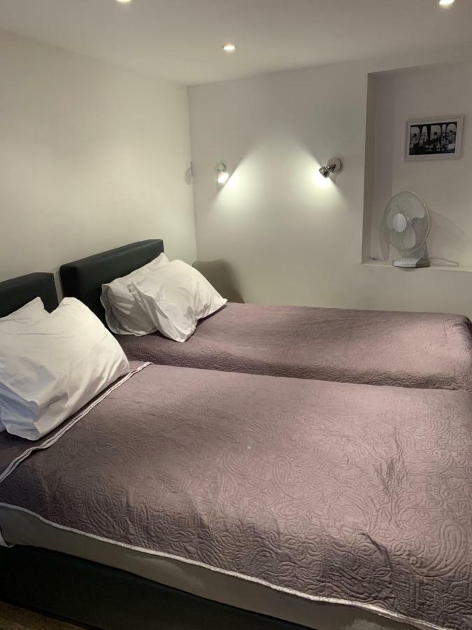 Hotel Hovi De La Mairie オーベルヴィリエ エクステリア 写真