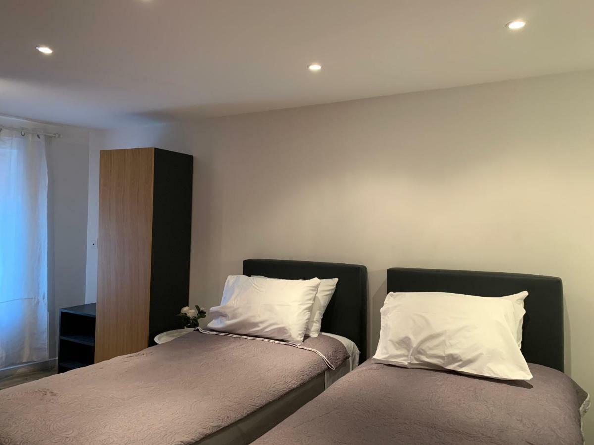 Hotel Hovi De La Mairie オーベルヴィリエ エクステリア 写真